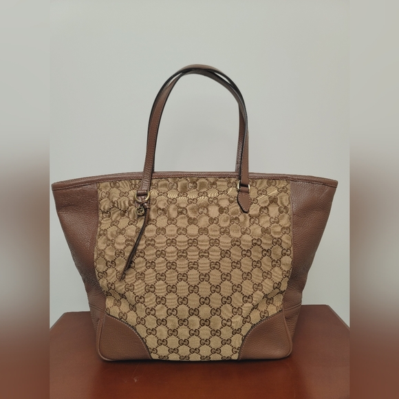 Gucci GG Canvas Bree Medium bag - Picture 17 of 17